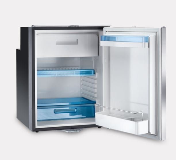 2012446-dometic-7550230740-refrigerator-freezer-0.jpg Dometic 7550230740 Refrigerator / Freezer - Image 1