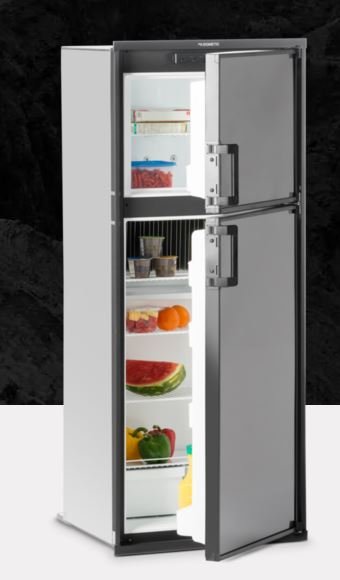 2015851-dometic-dm2872rbf1-refrigerator-freezer-0.jpg Dometic DM2872RBF1 Refrigerator / Freezer - Image 1